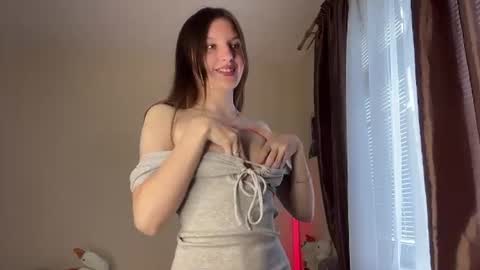 Lillian online show from 06/25/26, 05:12