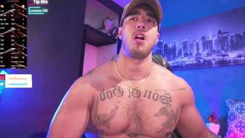 Snapshot of jacobfitness chatting on 11/19/25, 02:44 JACOB online show from 11/19/25, 02:44