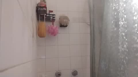 Shakey j online show from 10/21/25, 10:10