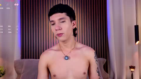 Snapshot of jacobo__parker21 chatting on 07/17/26, 10:33 jacobo parker online show from 07/17/26, 10:33