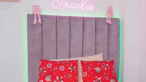 JACOBSS online show from 12/22/24, 01:55