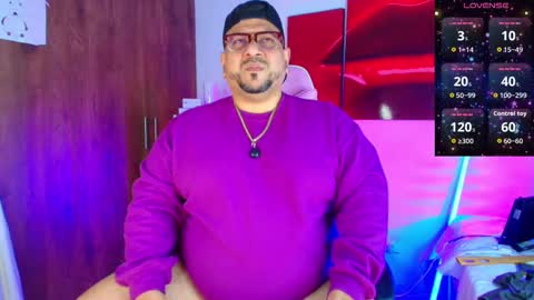Snapshot of jacoob_woods chatting on 09/21/25, 02:13 daddy sir master bear online show from 09/21/25, 02:13