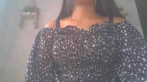 jacqueline_fernandez online show from 11/13/25, 07:18