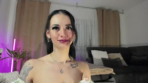 Snapshot of jacquelinehex chatting on 04/02/26, 02:09 Jacqueline online show from 04/02/26, 02:09