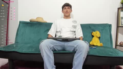 Snapshot of jacques_cardiet chatting on 01/22/25, 05:59 jacobo online show from 01/22/25, 05:59