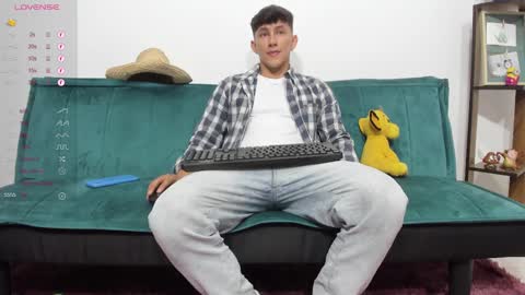 Snapshot of jacques_cardiet chatting on 01/24/25, 07:07 jacobo online show from 01/24/25, 07:07