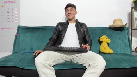 Snapshot of jacques_cardiet chatting on 01/27/25, 05:48 jacobo online show from 01/27/25, 05:48