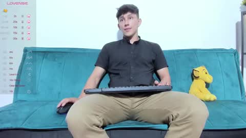 Snapshot of jacques_cardiet chatting on 01/30/25, 06:43 jacobo online show from 01/30/25, 06:43