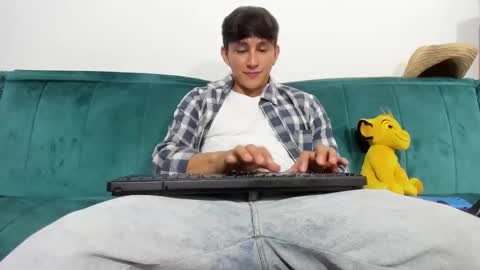 Snapshot of jacques_cardiet chatting on 02/12/25, 05:58 jacobo online show from 02/12/25, 05:58