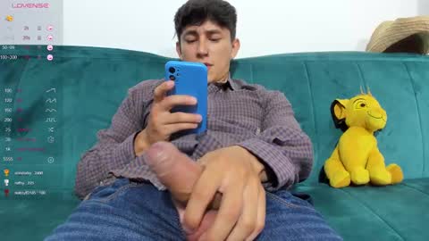 Snapshot of jacques_cardiet chatting on 02/13/25, 03:14 jacobo online show from 02/13/25, 03:14