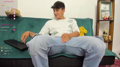 Snapshot of jacques_cardiet chatting on 03/04/25, 06:29 jacobo online show from 03/04/25, 06:29