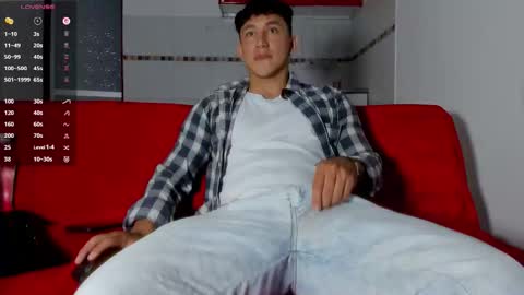 Snapshot of jacques_cardiet chatting on 10/27/25, 11:36 jacobo online show from 10/27/25, 11:36