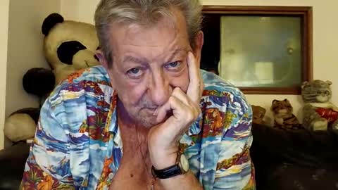 Jacques online show from 05/19/26, 03:57