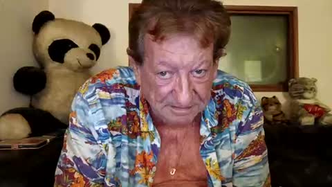 Snapshot of jacques_de_france chatting on 07/10/26, 12:37 Jacques online show from 07/10/26, 12:37
