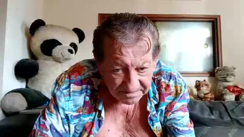 Snapshot of jacques_de_france chatting on 07/16/26, 04:24 Jacques online show from 07/16/26, 04:24