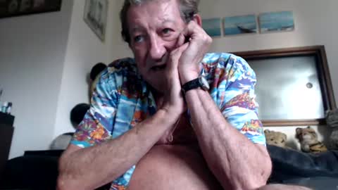 Snapshot of jacques_de_france chatting on 07/22/26, 07:05 Jacques online show from 07/22/26, 07:05