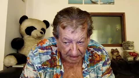 Snapshot of jacques_de_france chatting on 07/27/26, 03:24 Jacques online show from 07/27/26, 03:24