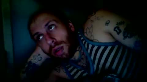 Snapshot of jacquestrap90 chatting on 02/04/25, 08:24 vincentlove online show from 02/04/25, 08:24