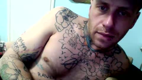 Snapshot of jacquestrap90 chatting on 02/23/25, 10:20 vincentlove online show from 02/23/25, 10:20