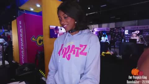 Jada online show from 10/17/25, 11:07