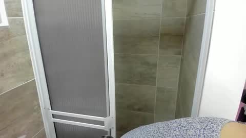 Snapshot of jadde13 chatting on 10/16/25, 08:48 Jadde online show from 10/16/25, 08:48