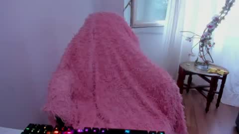 Jade online show from 06/12/26, 05:06