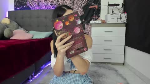   online show from 02/07/25, 10:41