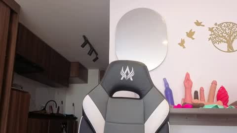 Jade online show from 06/21/26, 02:08
