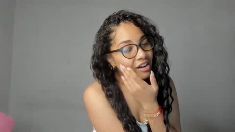 Jadeleidy Dorthini online show from 01/16/26, 09:19