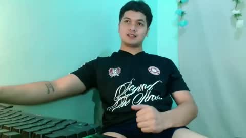 jade_halo online show from 04/14/26, 02:34