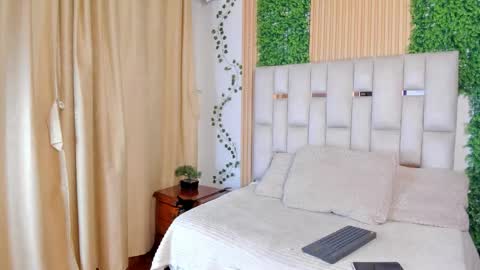 Snapshot of jade_nm chatting on 02/24/26, 12:36 ade online show from 02/24/26, 12:36