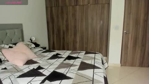 Jade smile online show from 11/25/25, 04:40