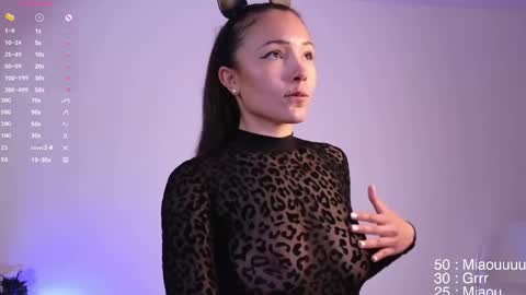 Jade Paris online show from 05/05/26, 05:21