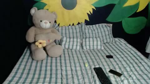 jade_scarlett1 online show from 02/01/25, 09:29