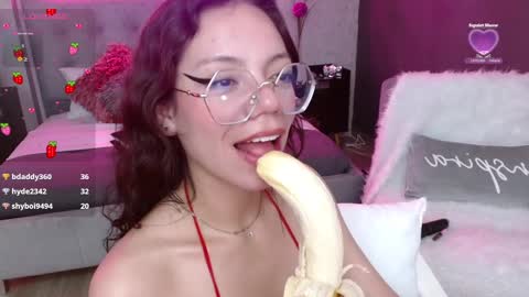 Snapshot of jade_storm_ chatting on 03/01/25, 12:07 JADE online show from 03/01/25, 12:07