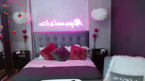 Snapshot of jade_storm_ chatting on 03/06/25, 08:37 JADE online show from 03/06/25, 08:37