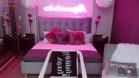 Snapshot of jade_storm_ chatting on 03/09/25, 08:21 JADE online show from 03/09/25, 08:21