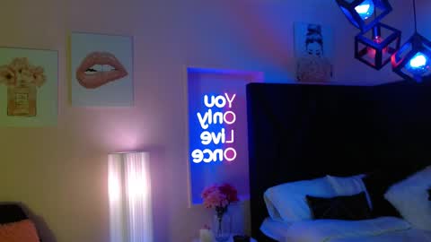 Snapshot of jade_storm_ chatting on 09/12/25, 03:50 JADE online show from 09/12/25, 03:50