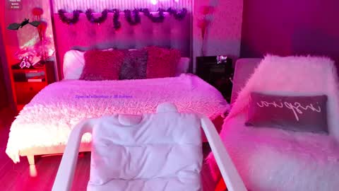 Snapshot of jade_storm_ chatting on 10/12/25, 08:41 JADE online show from 10/12/25, 08:41