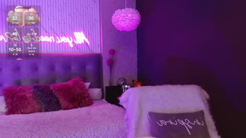 Snapshot of jade_storm_ chatting on 11/23/25, 08:41 JADE online show from 11/23/25, 08:41