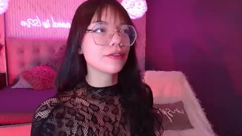 Snapshot of jade_storm_ chatting on 06/11/26, 02:04 JADE online show from 06/11/26, 02:04