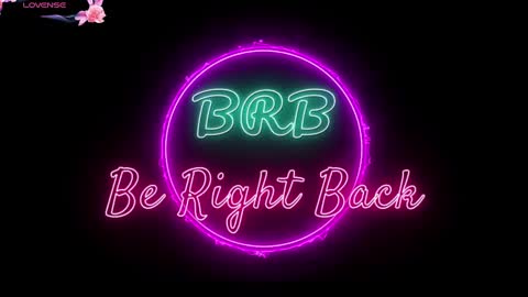 jade white  online show from 02/11/25, 12:05