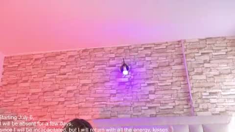 jade white  online show from 06/24/26, 01:10