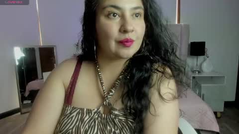 Snapshot of jadebellee chatting on 06/22/26, 06:05 jadebellee online show from 06/22/26, 06:05