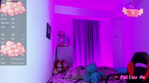 Snapshot of jadebenett chatting on 03/27/26, 12:49 Jade Benett online show from 03/27/26, 12:49