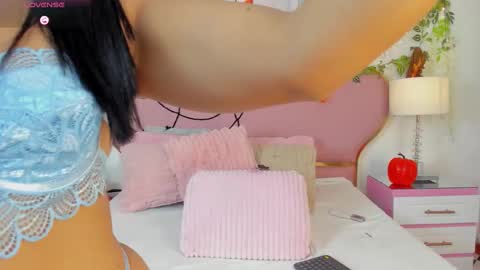 jadebennett online show from 10/30/25, 05:09