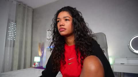 Snapshot of jadeciara chatting on 11/11/25, 09:20 Jade online show from 11/11/25, 09:20