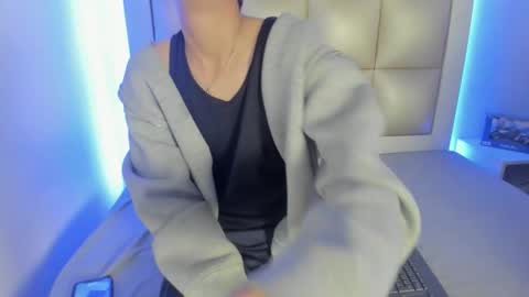 jadeestudios online show from 01/09/26, 08:28