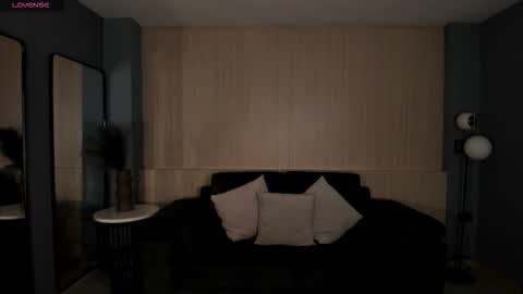 JADE EVANS online show from 11/16/25, 11:38