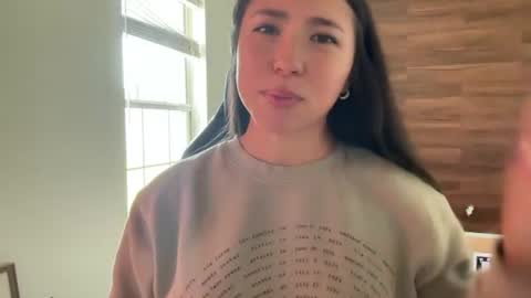 Snapshot of jadelove_ chatting on 07/08/26, 04:00 Jade Love online show from 07/08/26, 04:00